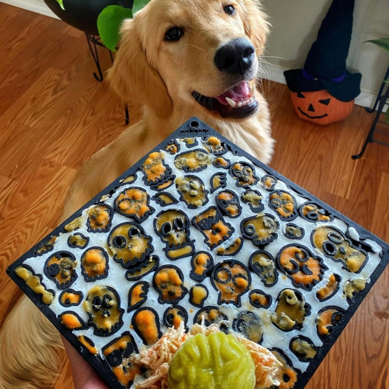 Sodapup Enrichment Lick eMat - Zombie