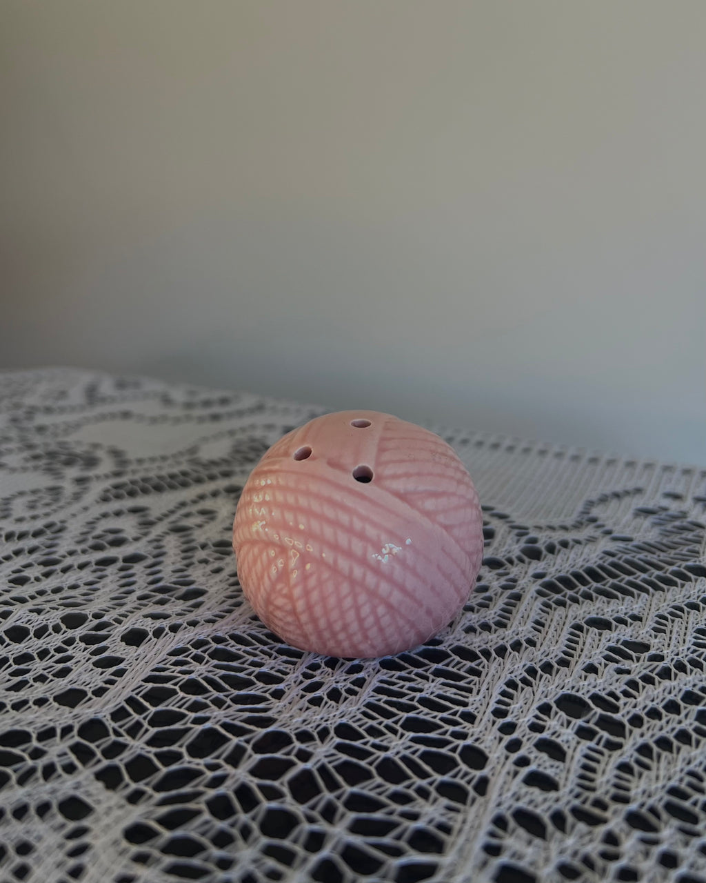 Kitten and Yarn - Salt & Pepper Shakers