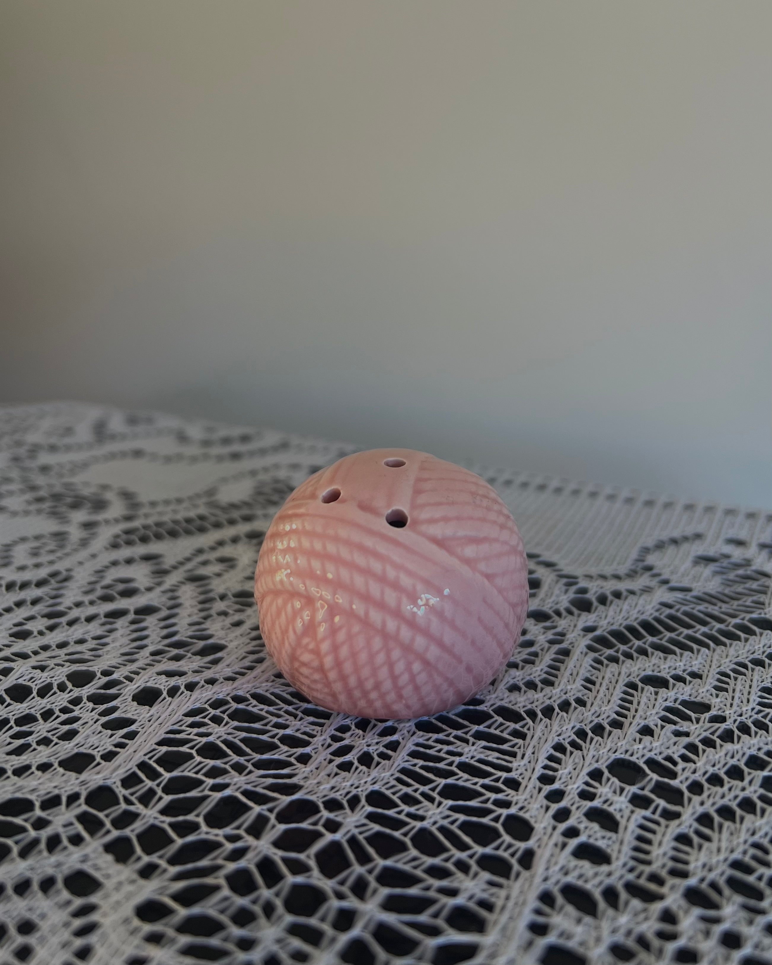 Kitten and Yarn - Salt & Pepper Shakers