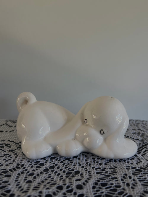 Best Friends - Salt & Pepper Shakers