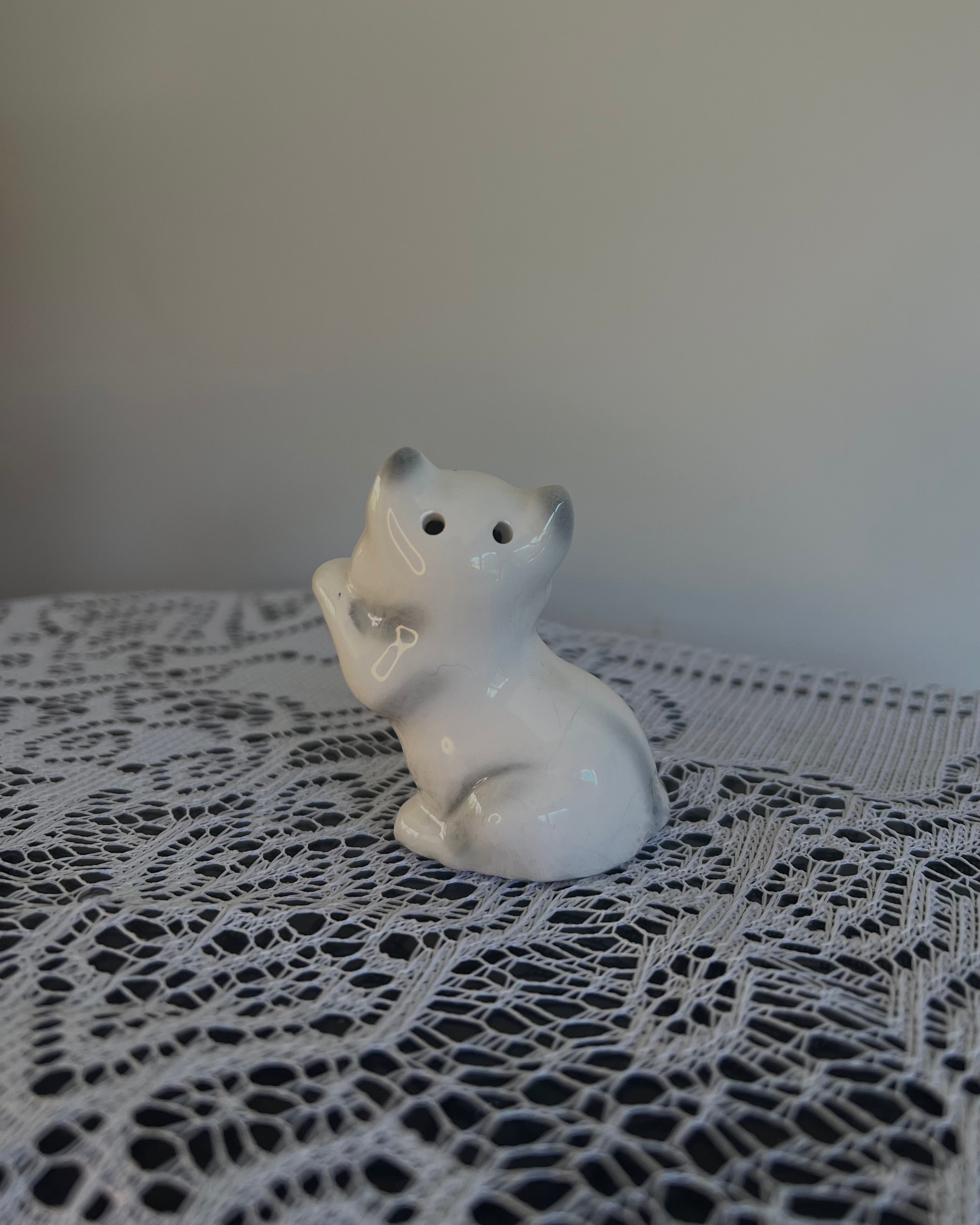 Kitten and Yarn - Salt & Pepper Shakers
