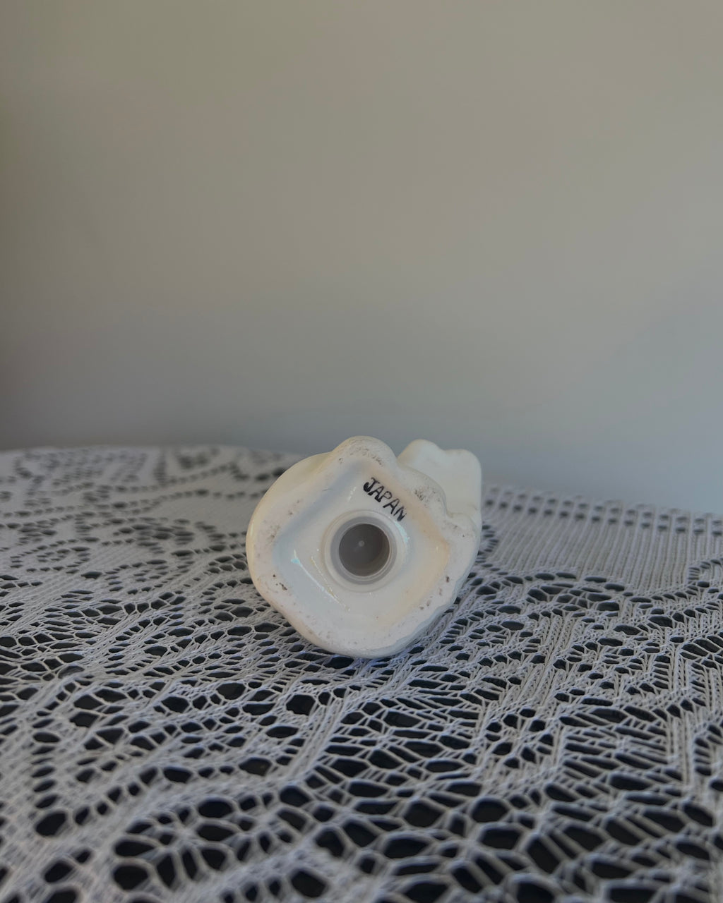 Kitten and Yarn - Salt & Pepper Shakers
