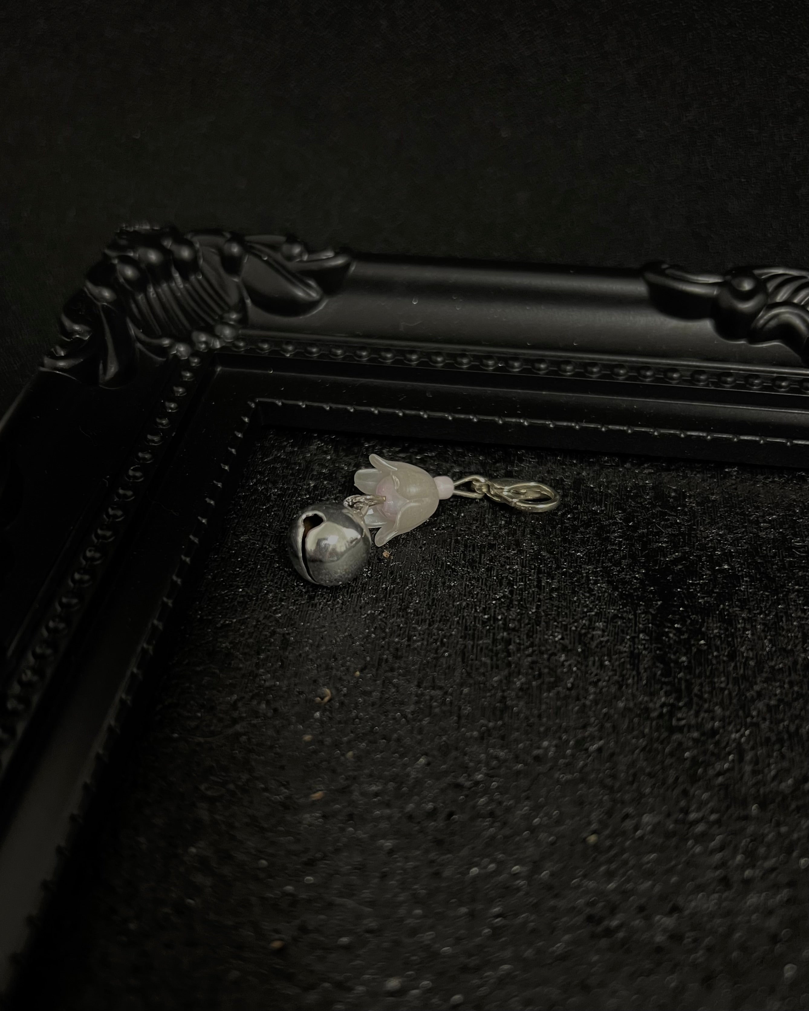 Cute Kawaii Adorable Handmade Crafted Cat and Kitty Bells for Felines to be connected to a collar. Pink / Baby Pink / Pastel Pink Colour with White Pearl Flower. Coquette and Gothic Accessories for Cats 