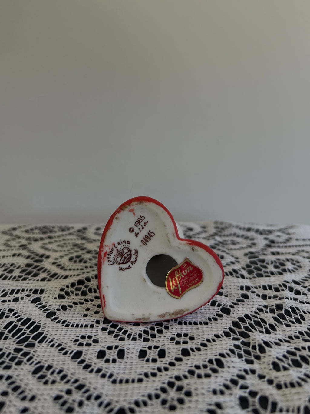 Call Me? xx - Cat Figurine