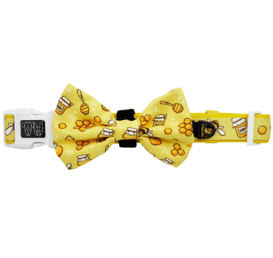 Big And Little Dogs Collar & Bow Tie - Bee Hiving